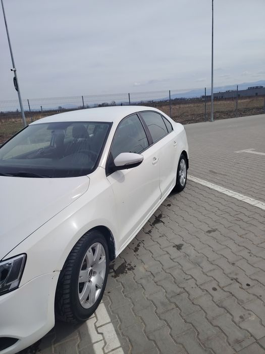 Vând Volkswagen Jetta 1.6 Tdi