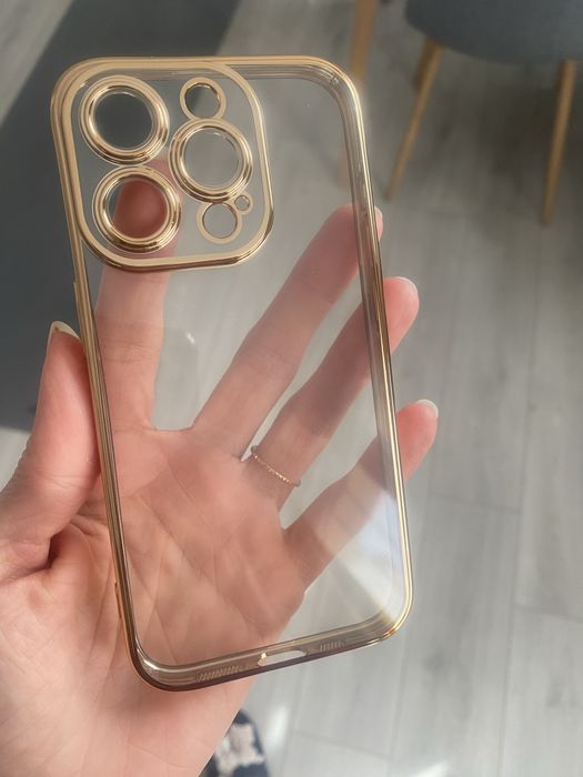 Кейс Iphone 15 pro