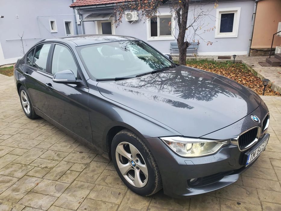 BMW Seria 3 vand BMW 320 d fara accident