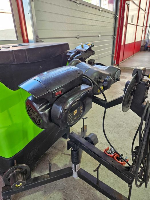 Машина за струговане/изправяне на спирачни дискове Pro-Cut PFM 9.1