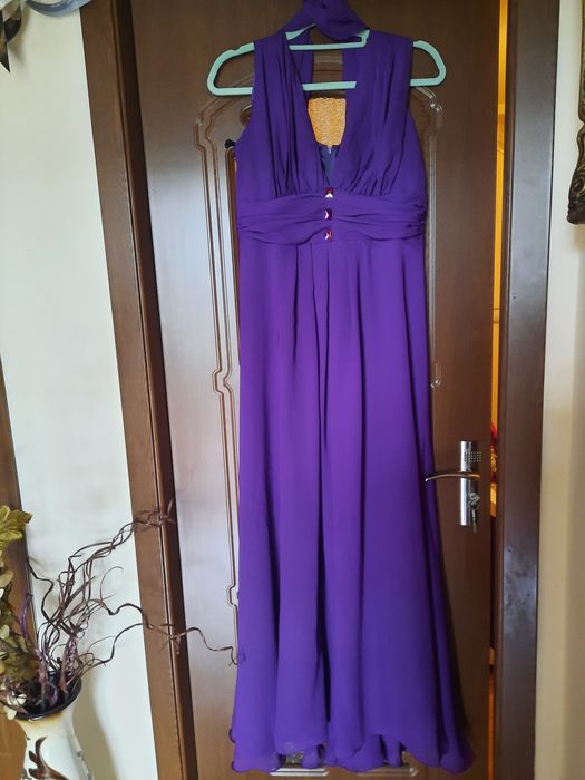 Vand rochie lunga eleganta de seara/ ocazie, nepurtata, noua