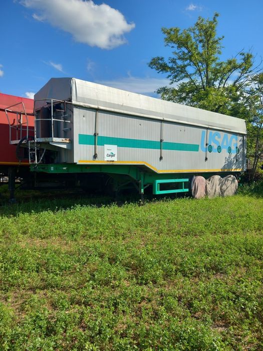 Vând cap tractor și semiremorca în cuplu