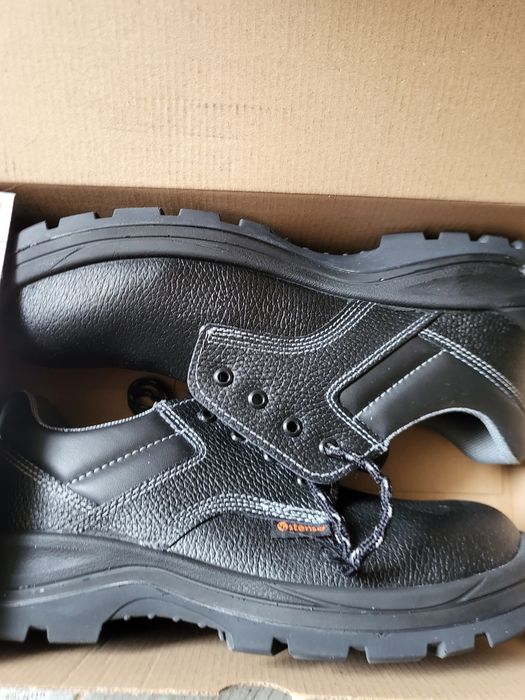 Мъжки работни обувки 44