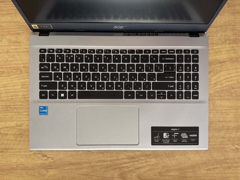 Ноутбук Acer Aspire 3. Core i3 1215u, SSD 256gb