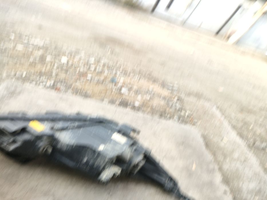 Фара левая Hyundai Solaris , Accent .