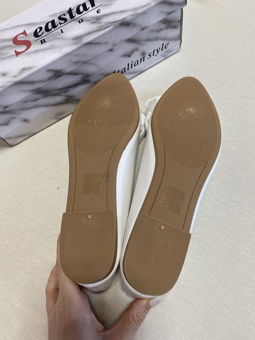 Balerini albi noi marime 39