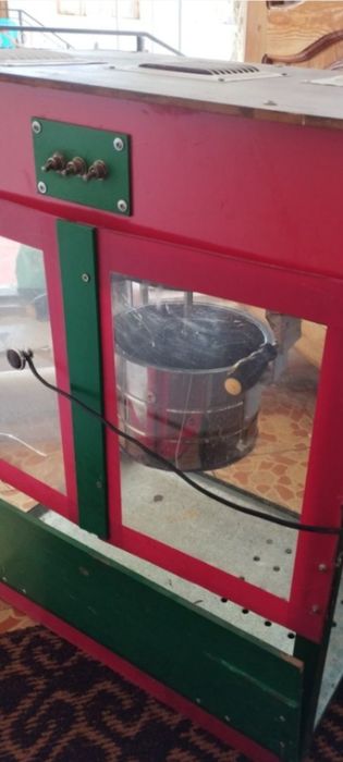 Popcorn apparat sotiladi