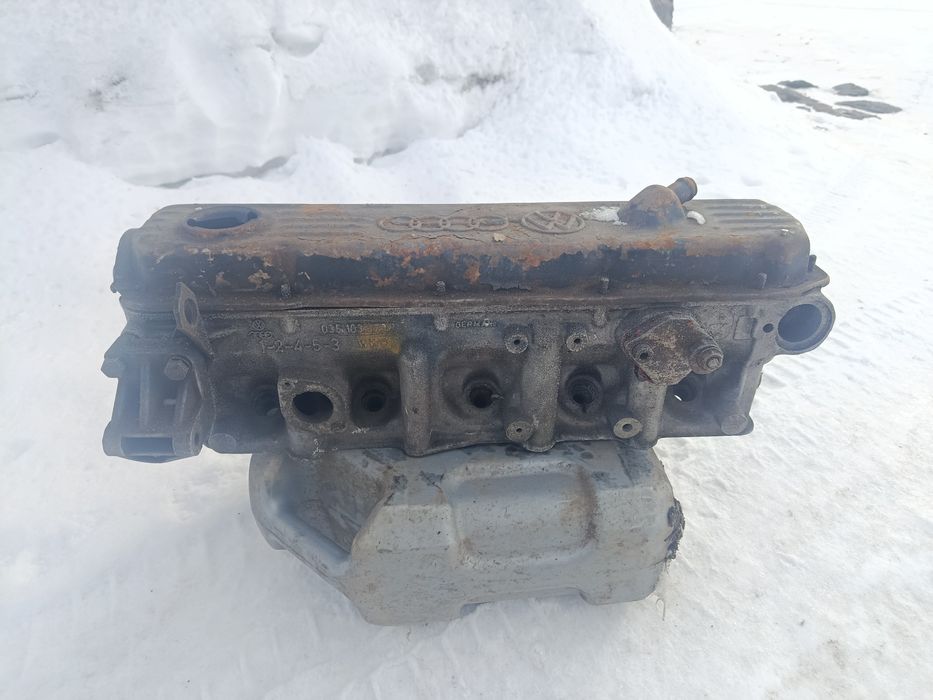 ГБЦ от Ауди 100 с3 объем 2,2