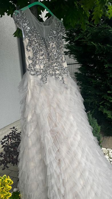 Rochie de seara aproape noua