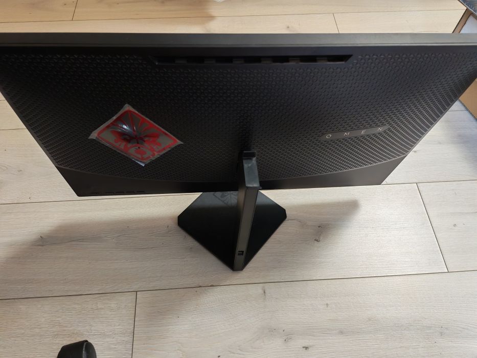 Monitor Omen 24 inch 144Hz