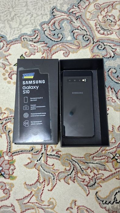 Самсунг с10 8+128 холати идиал