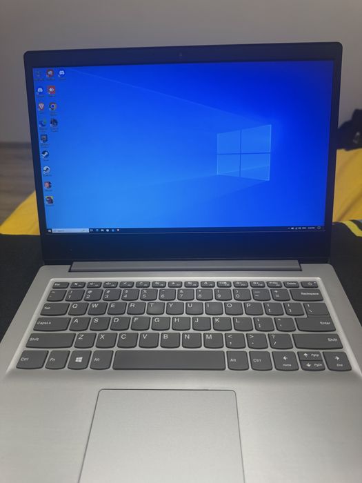 Laptop Lenovo de office