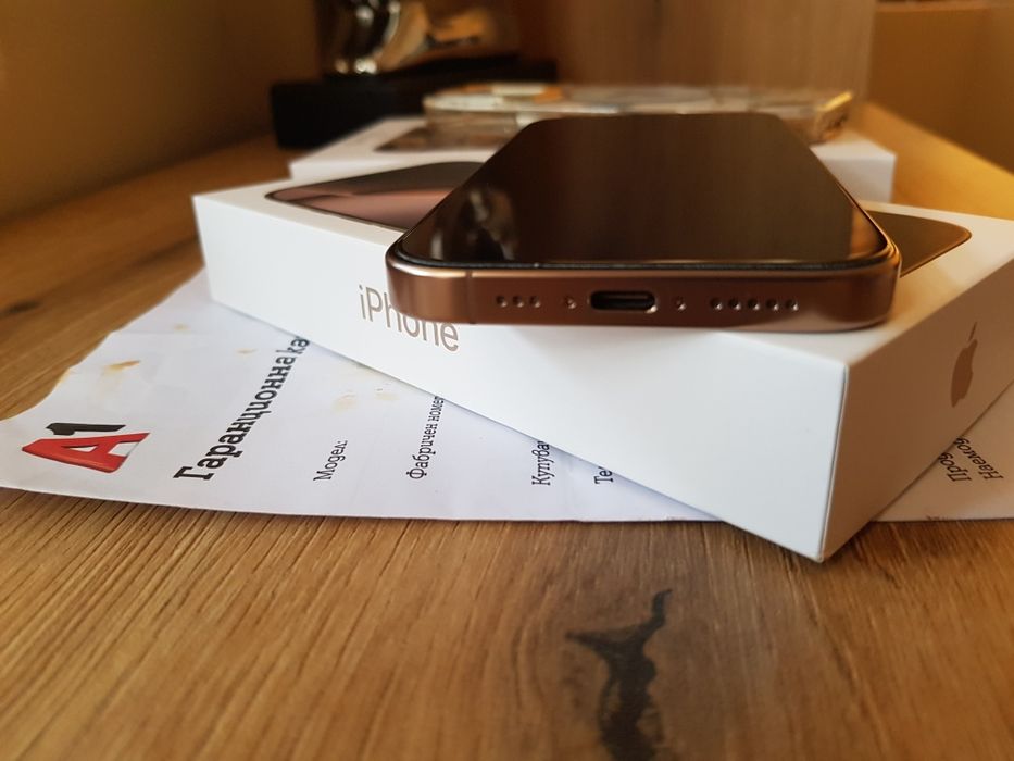 Iphone 16 Pro 128GB Desert Titanium