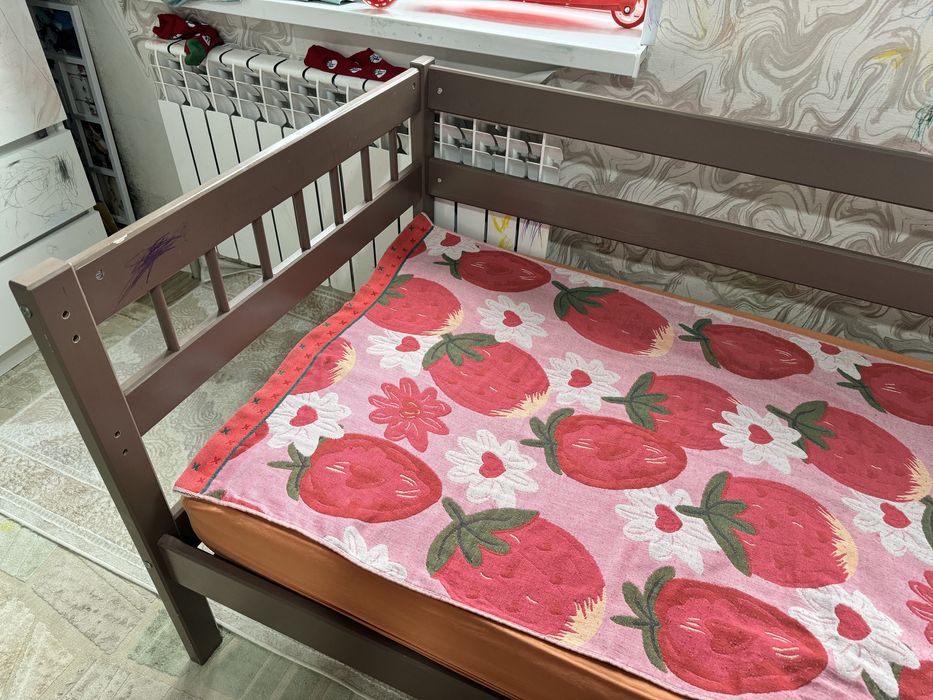 Детская кровать для детей