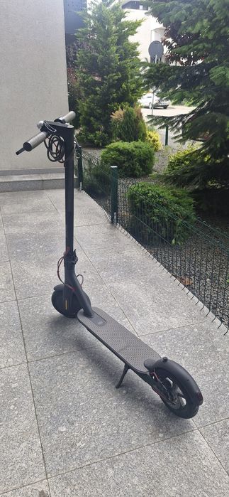 Trotineta electrică Xiaomi M365