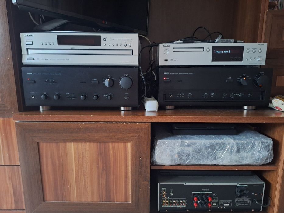Amplificatoare Yamaha ax1070 Yamaha ax750 2 bolizi