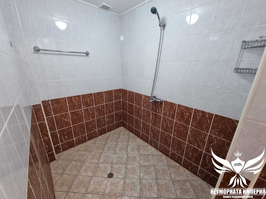 Продава се Хотел в с. Нареченски бани, Област Пловдив - 4600 кв.м за 159 €/кв.м - Снимка #13