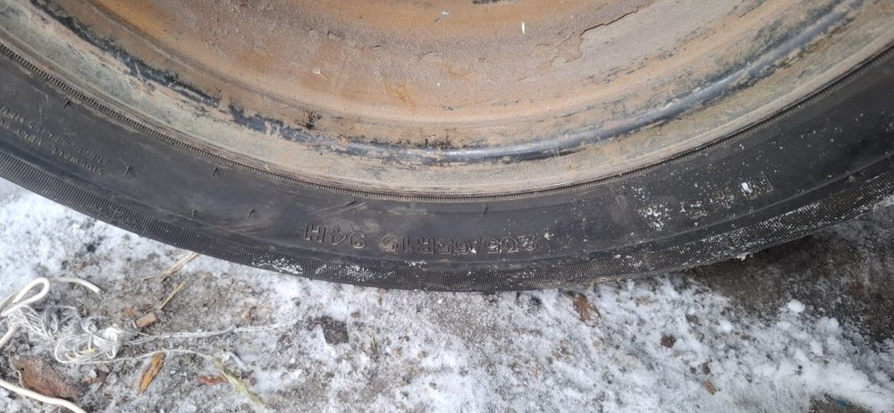 Продам диски с резиной на 16