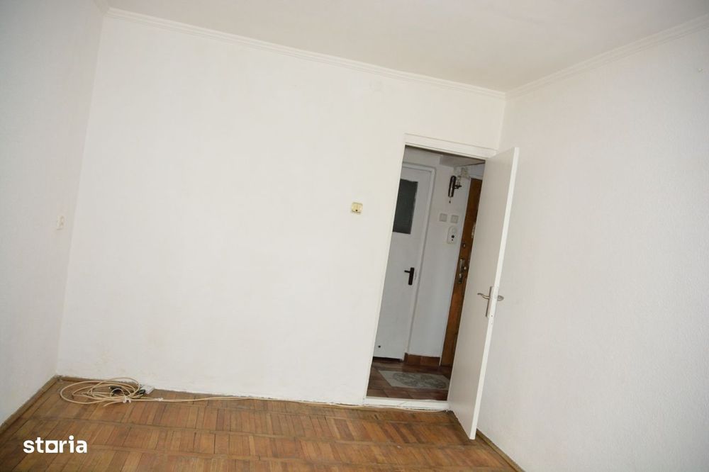 Apartament decomandat în Războieni