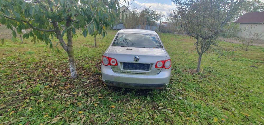 Vand VW Jetta avariat