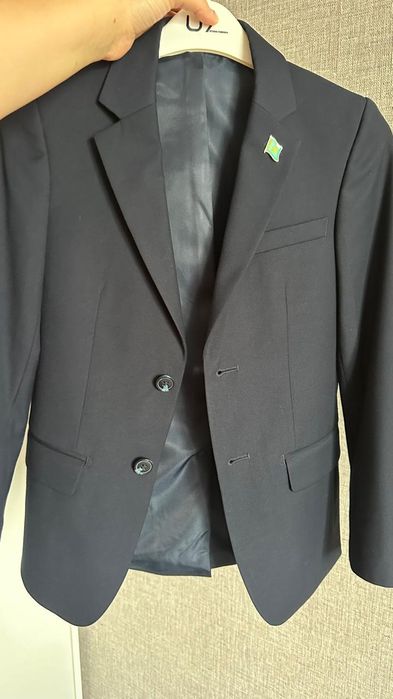 Школьный костюм и брюки