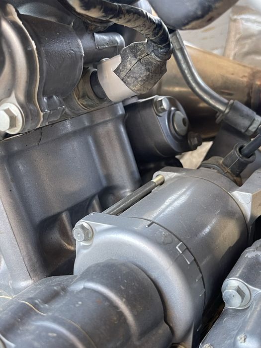 Двигател и инсталация от crf250l, cbr250r