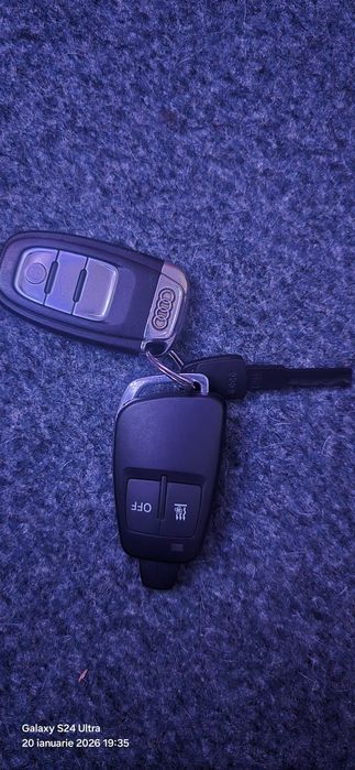 Audi  Q5-2,0 TDI QUATTRO Manual An-2012 VARIANTE AUTO