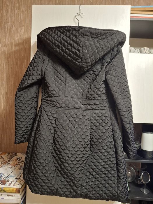 Куртка стильная.