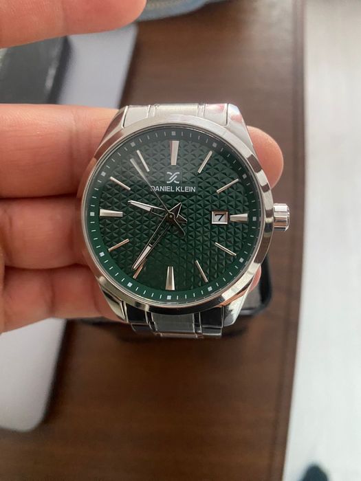 Часы Daniel Klein