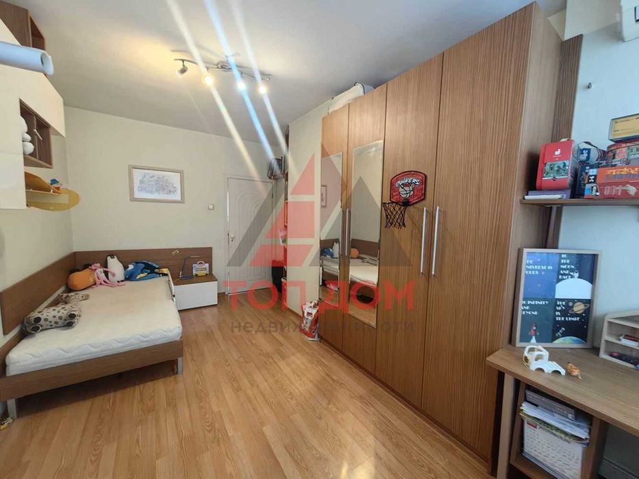 Дава се под наем Тристаен апартамент в Варна, Център - 80 кв.м за 550 € - Снимка #5