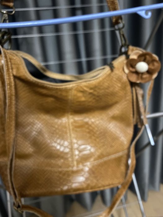 Дамска чанта (има наколко модела)