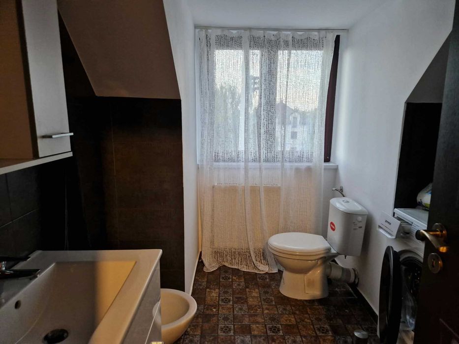 Inchiriez apartament 2 camere