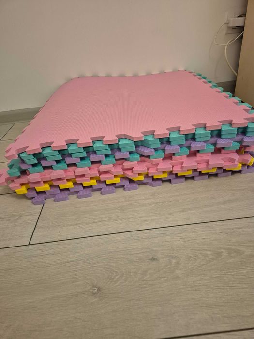 Covor puzzle  20 buc .copii,moale