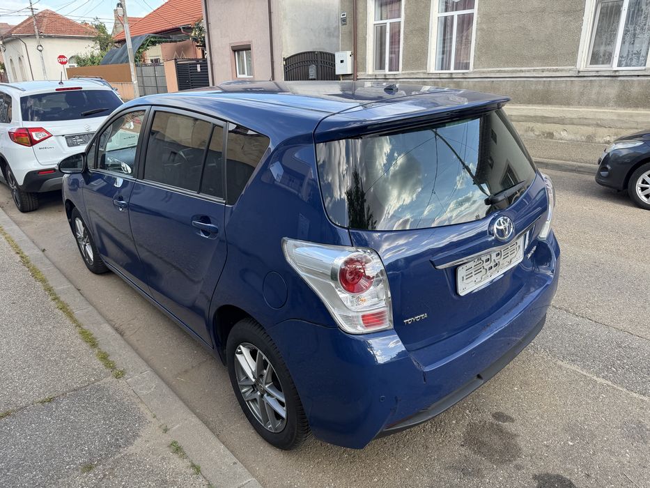 TOYOTA Verso 2015 — imagine 5
