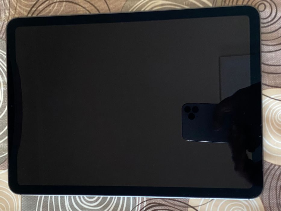 iPad Air 4 (2020) 64GB Wi-Fi + Cellular, 10.9”, stare foarte bună,