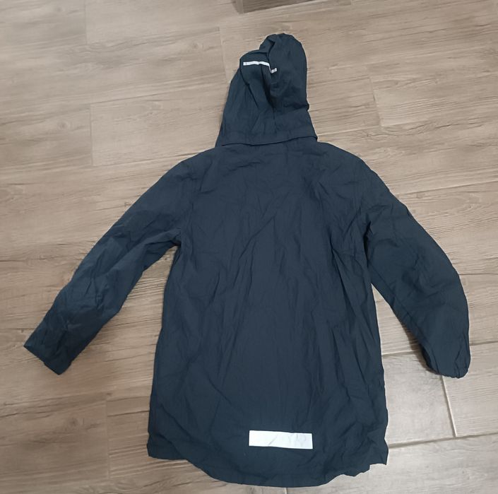 Яке,водо и ветро устойчиво