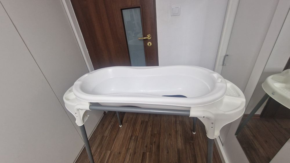 Cadă de baie bebeluși Rotho Babydesign cu șezlong