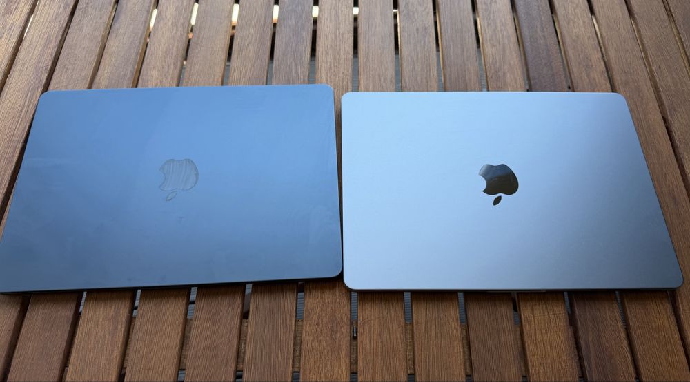 MacBook Air M2 13.6” 16 / 256 - Перфектни
