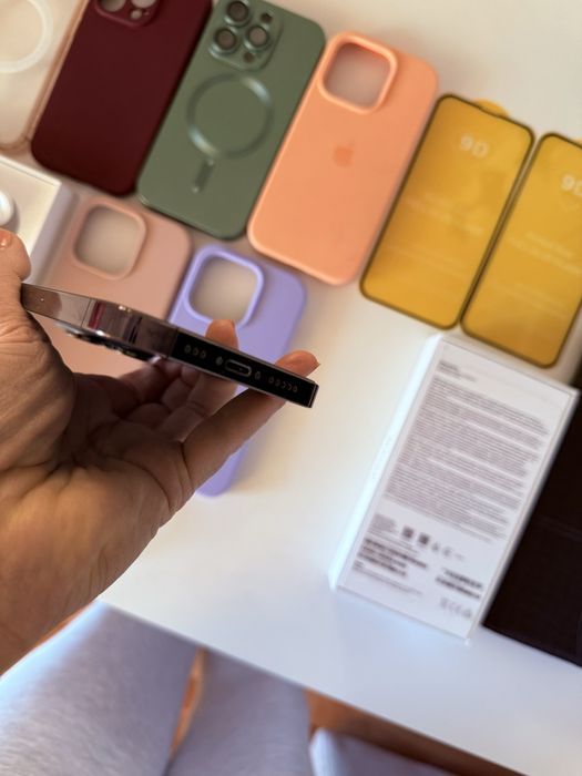 I phone 14 pro / 256 purple