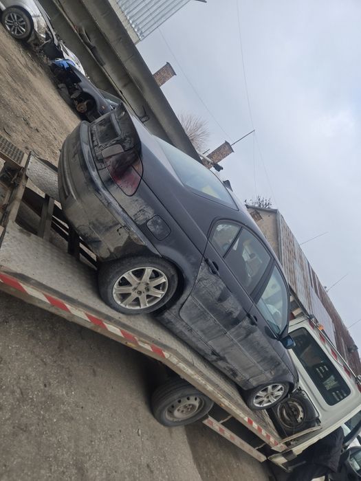 Бмв 320d 136k.с НА ЧАСТИ