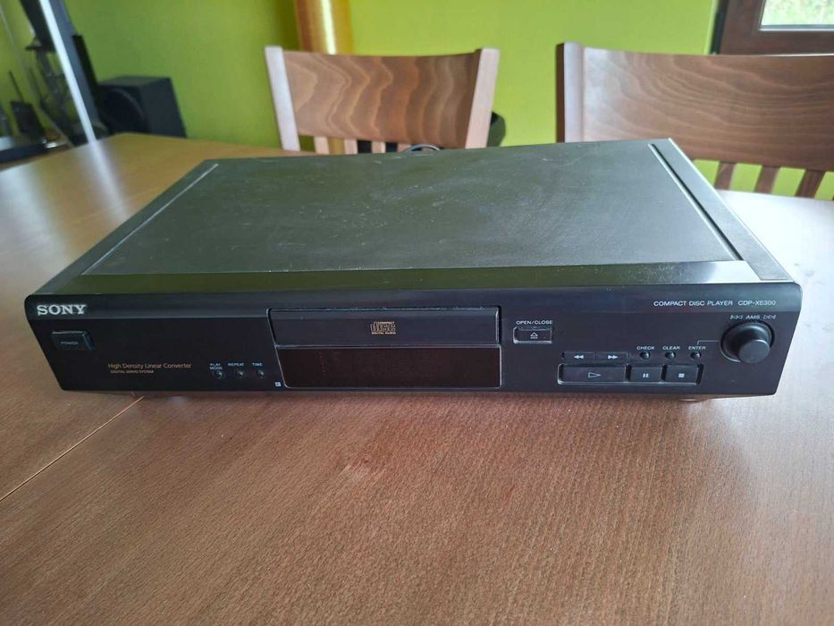 CD плейър SONY CDP-XE300