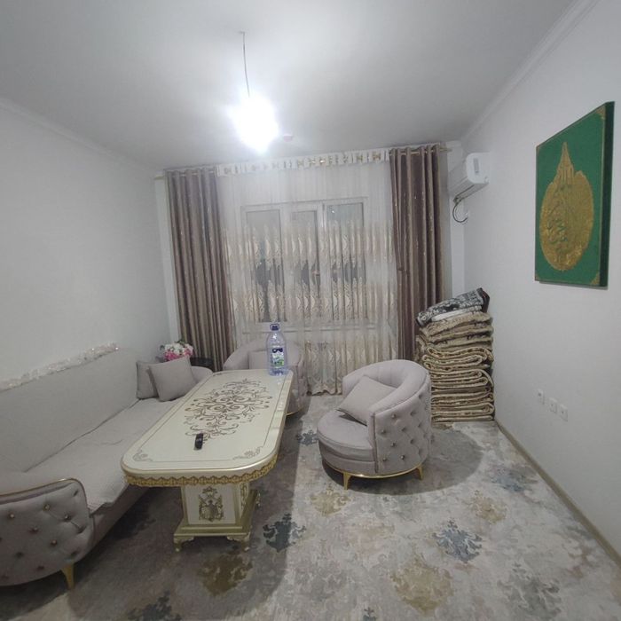 Янгихаёт 9 худуд 2 хона 63 кв уй срочно сотилади