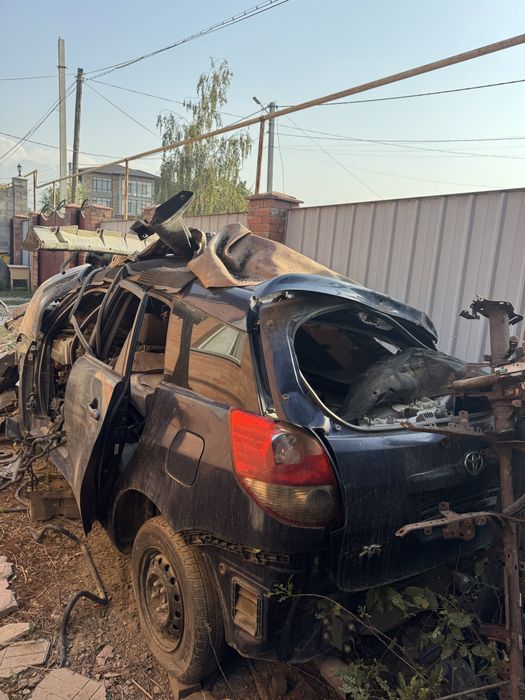 Toyota matrix на запчасти