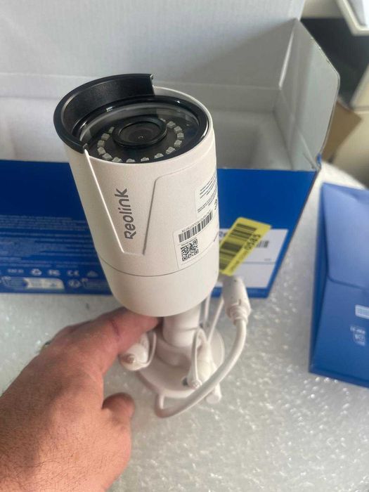 Cameră de supraveghere Reolink de 5 MP cu alimentare PoE, detectare a persoane și a autovehicule, vedere nocturnă IR 30 m, audio, slot card micro SD