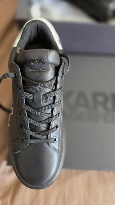 Snikersi Karl Lagerfeld NOI marime 42 in cutie *nike,adidas,puma