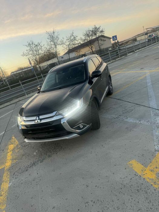 Mitsubishi Outlander SUV 7 locuri import Germania An 2018 Euro6