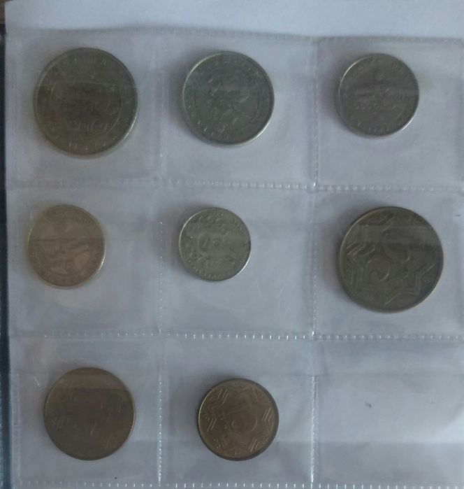 Монеты разных номиналов и годов