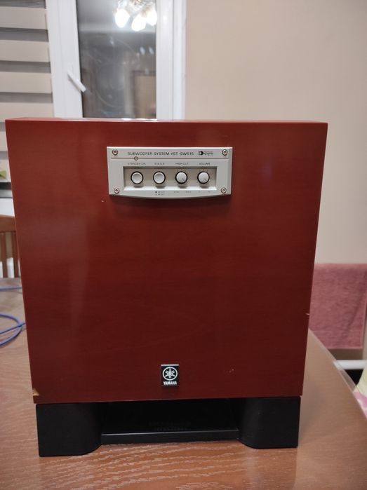 Сабвуфер Yamaha YST -SW515