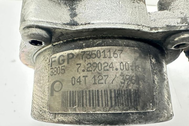 Pompa vacuum 73501167 Fiat Doblo prima generatie (facelift) seria
