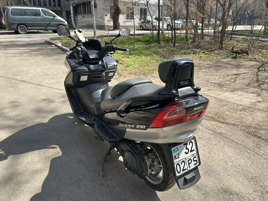 Suzuki Sky Wave 250